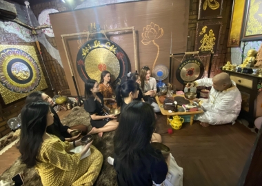 LỚP HỌC ĐÀO TẠO CHUÔNG XOAY
