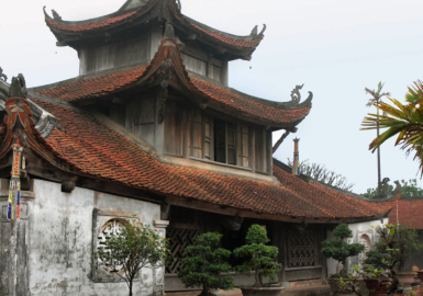XÂY NHÀ GẦN ĐÌNH CHÙA, MIẾU MẠO CÓ NÊN