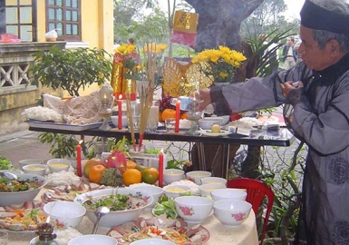 Hướng dẫn cách cúng bái, vái, lạy, lễ tổ tiên theo phong tục (1)